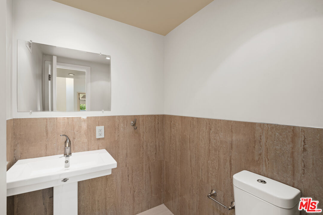 10926 ALTA VIEW DR
