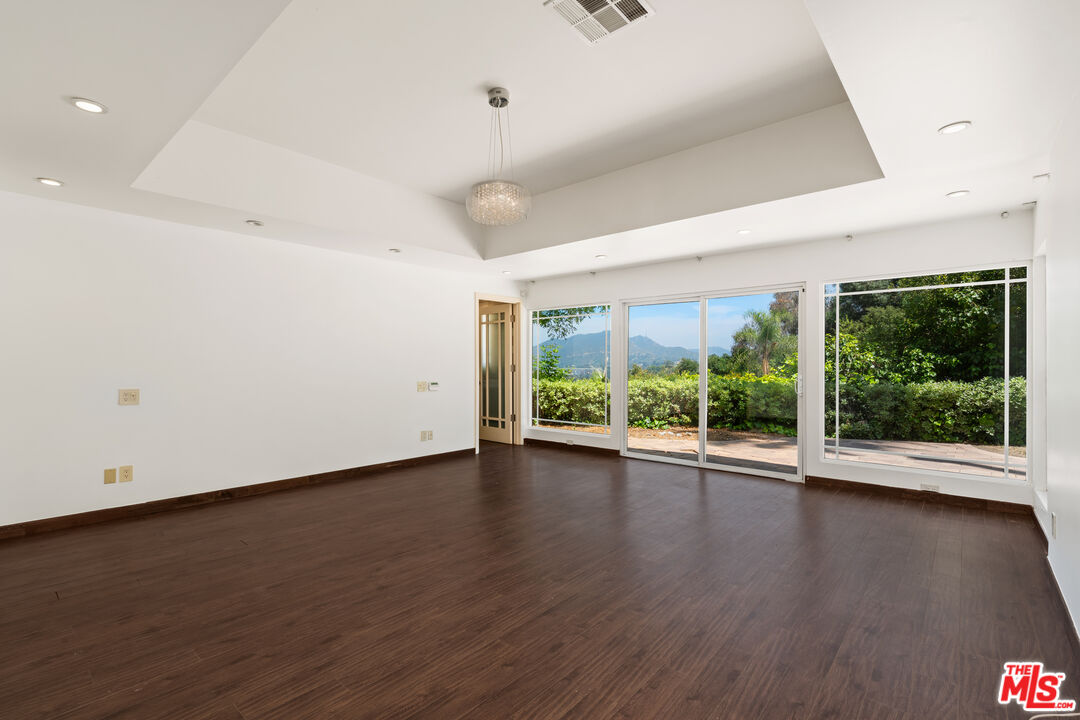 10926 ALTA VIEW DR