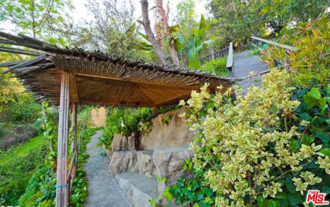 10926 ALTA VIEW DR