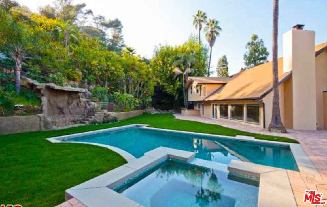 10926 ALTA VIEW DR