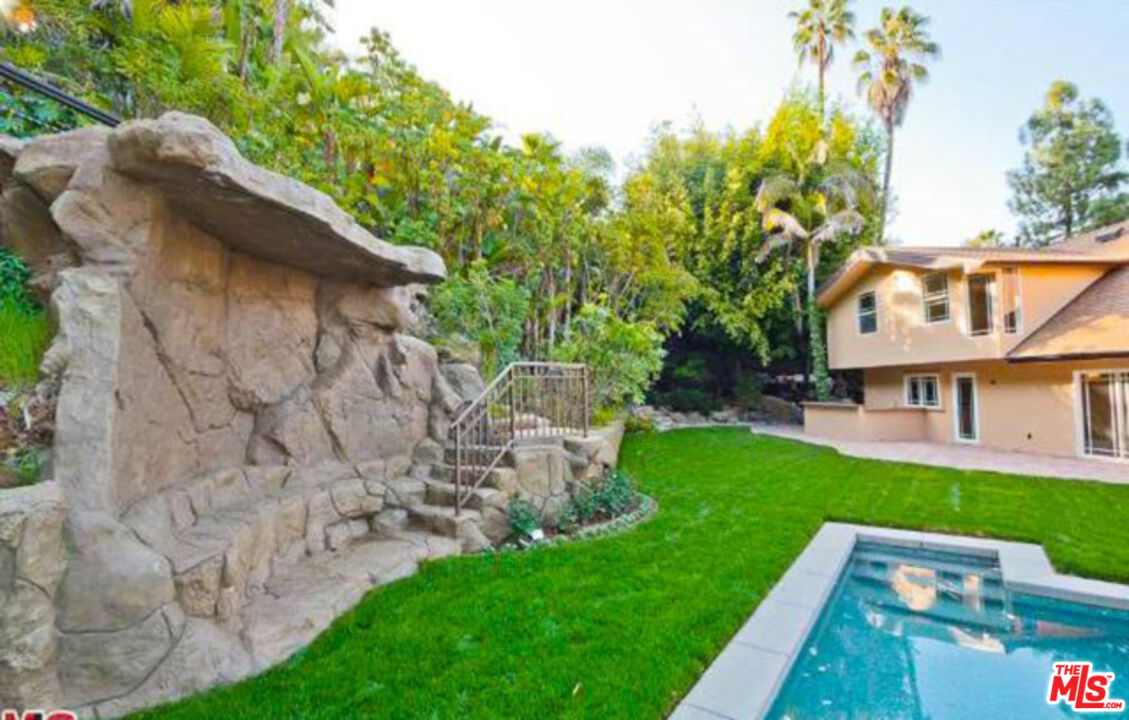 10926 ALTA VIEW DR