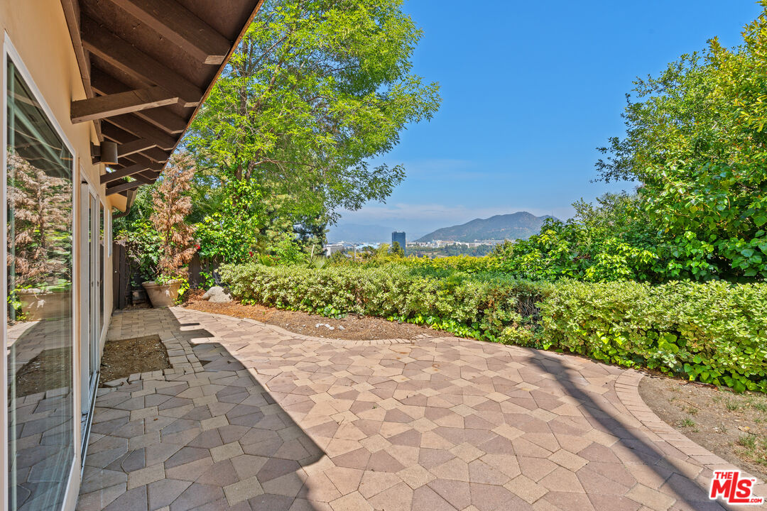 10926 ALTA VIEW DR