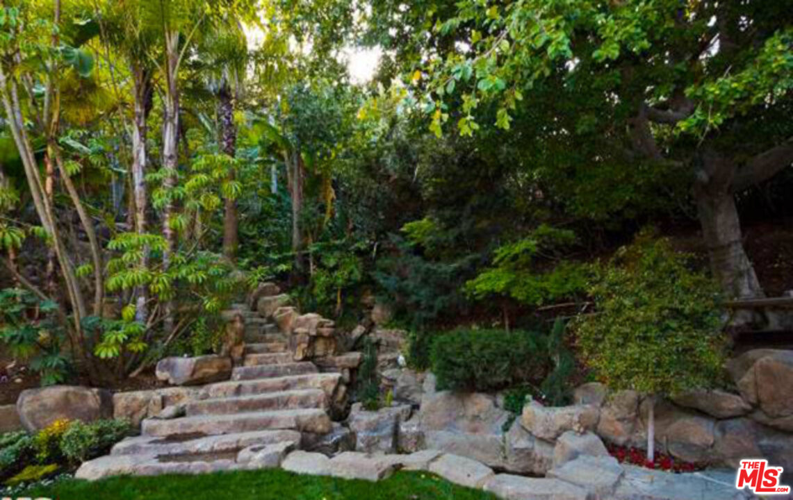 10926 ALTA VIEW DR