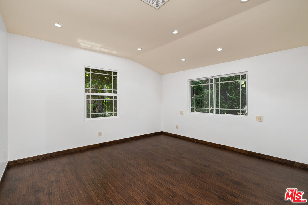 10926 ALTA VIEW DR