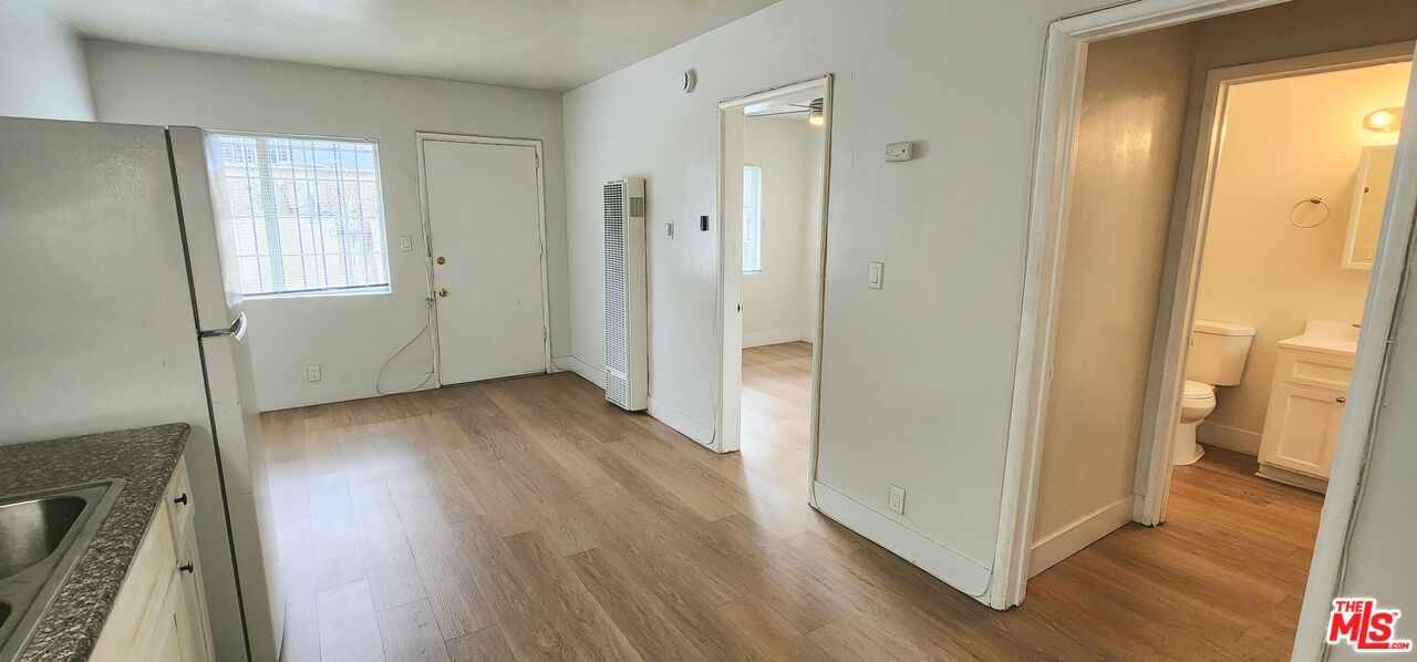 731 E Jefferson Blvd