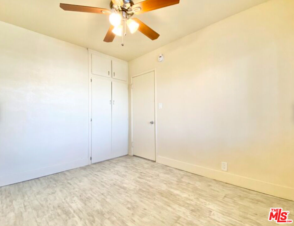 731 E Jefferson Blvd