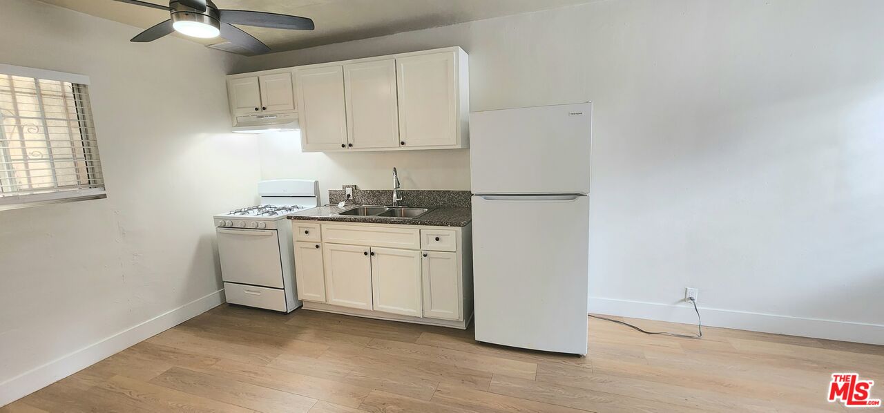 731 E Jefferson Blvd