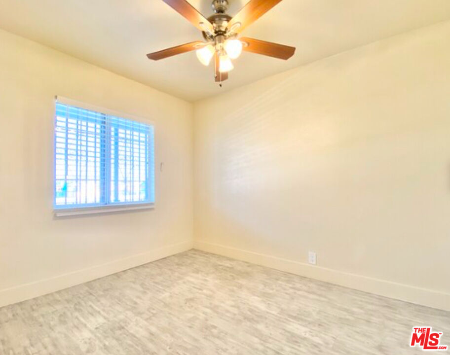 731 E Jefferson Blvd