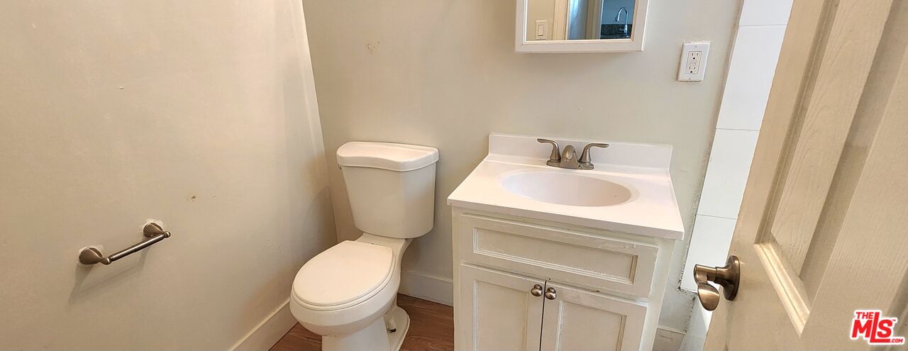 731 E Jefferson Blvd