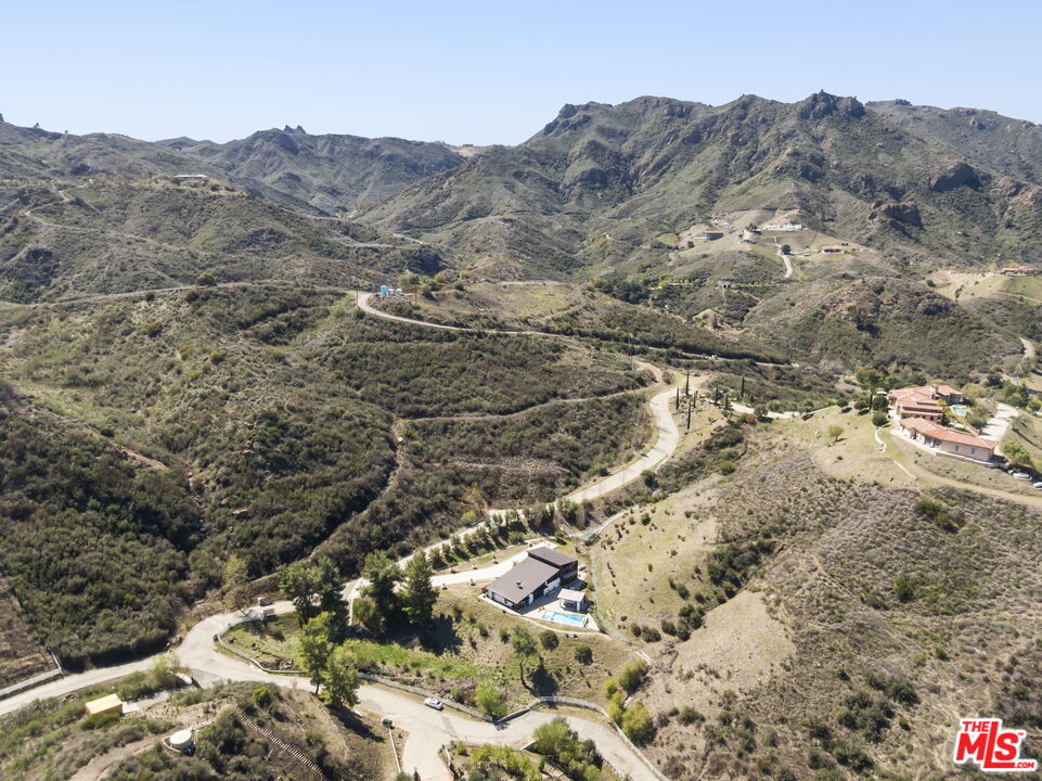 31830 Lobo Canyon