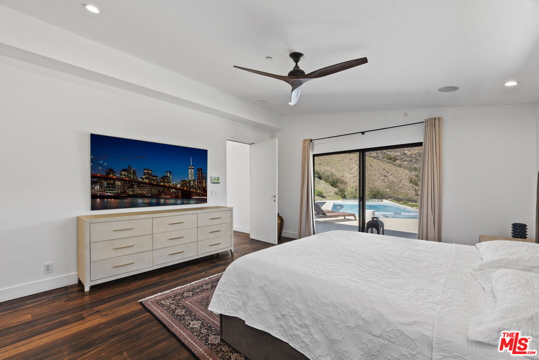31830 Lobo Canyon