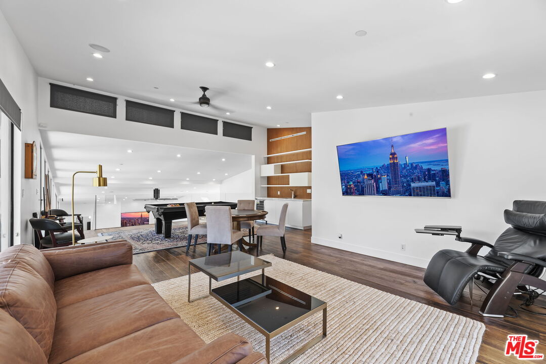 31830 Lobo Canyon