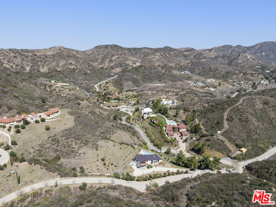 31830 Lobo Canyon