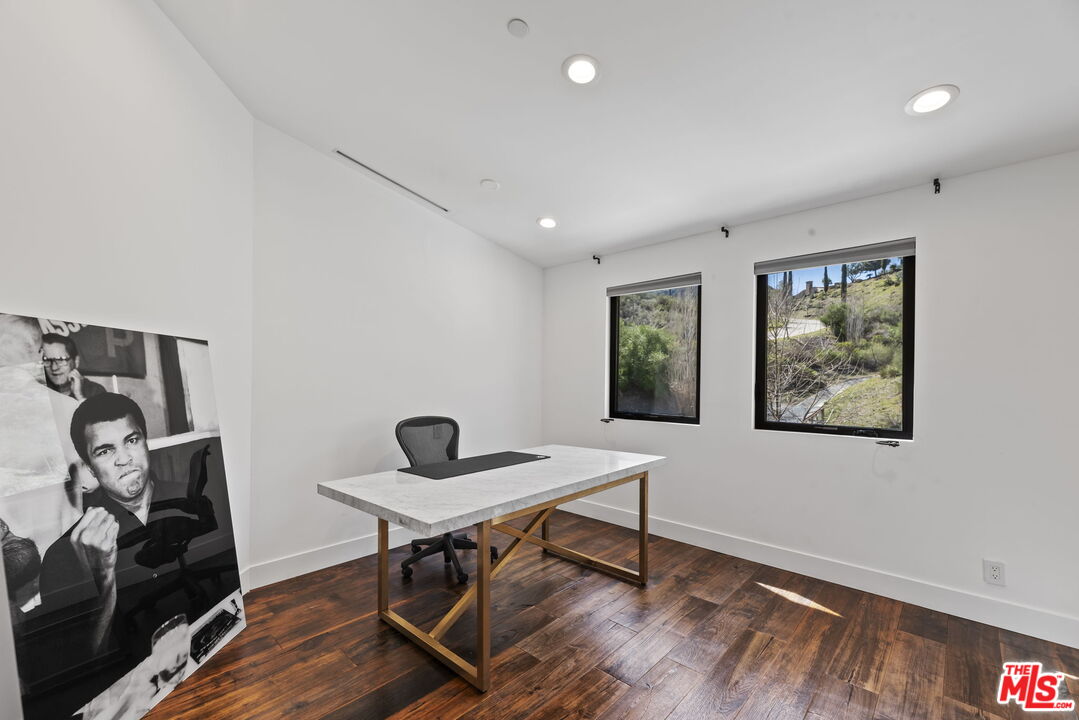 31830 Lobo Canyon