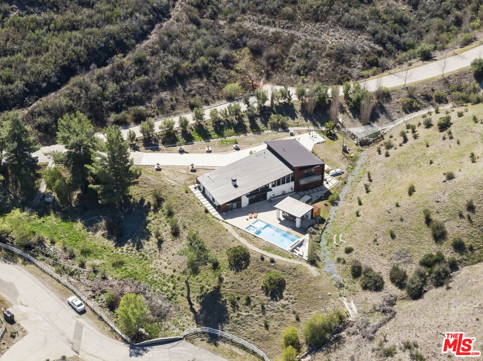 31830 Lobo Canyon