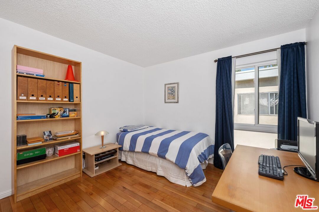 1339 26th St Unit: 1