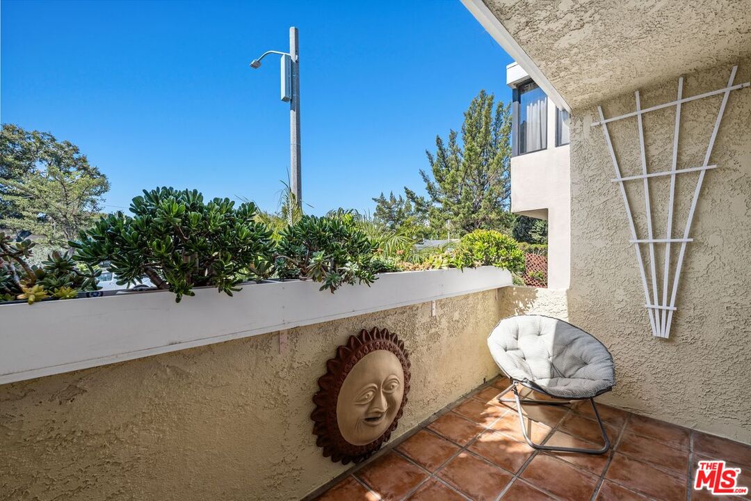 1339 26th St Unit: 1