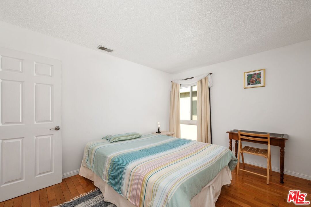 1339 26th St Unit: 1