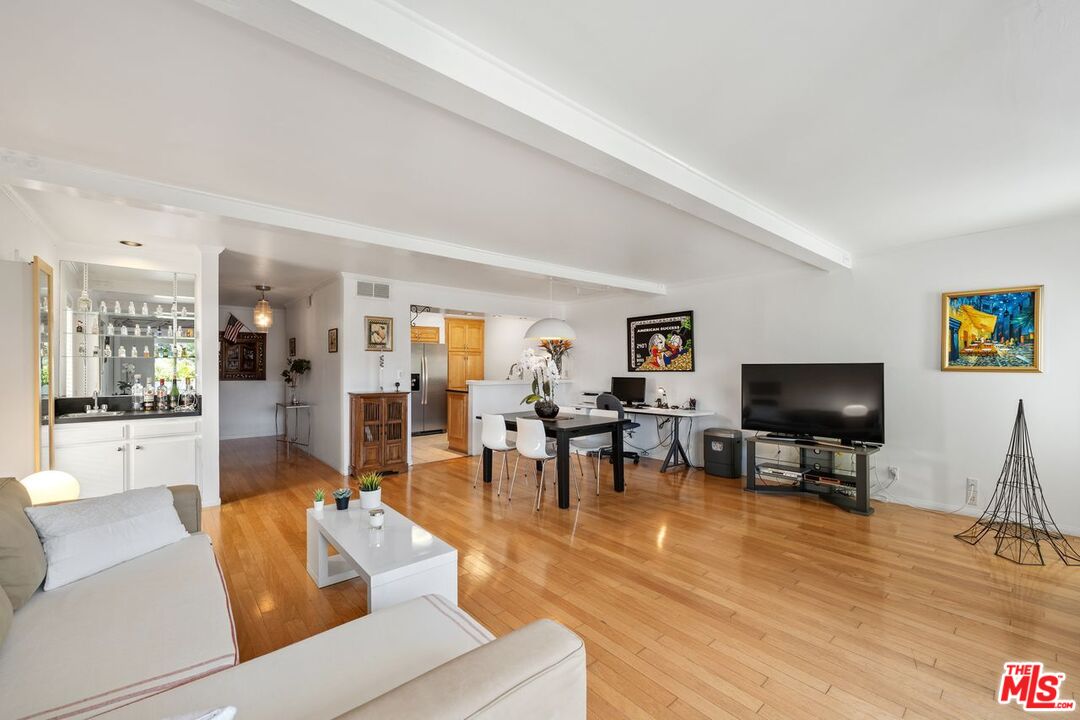 1339 26th St Unit: 1