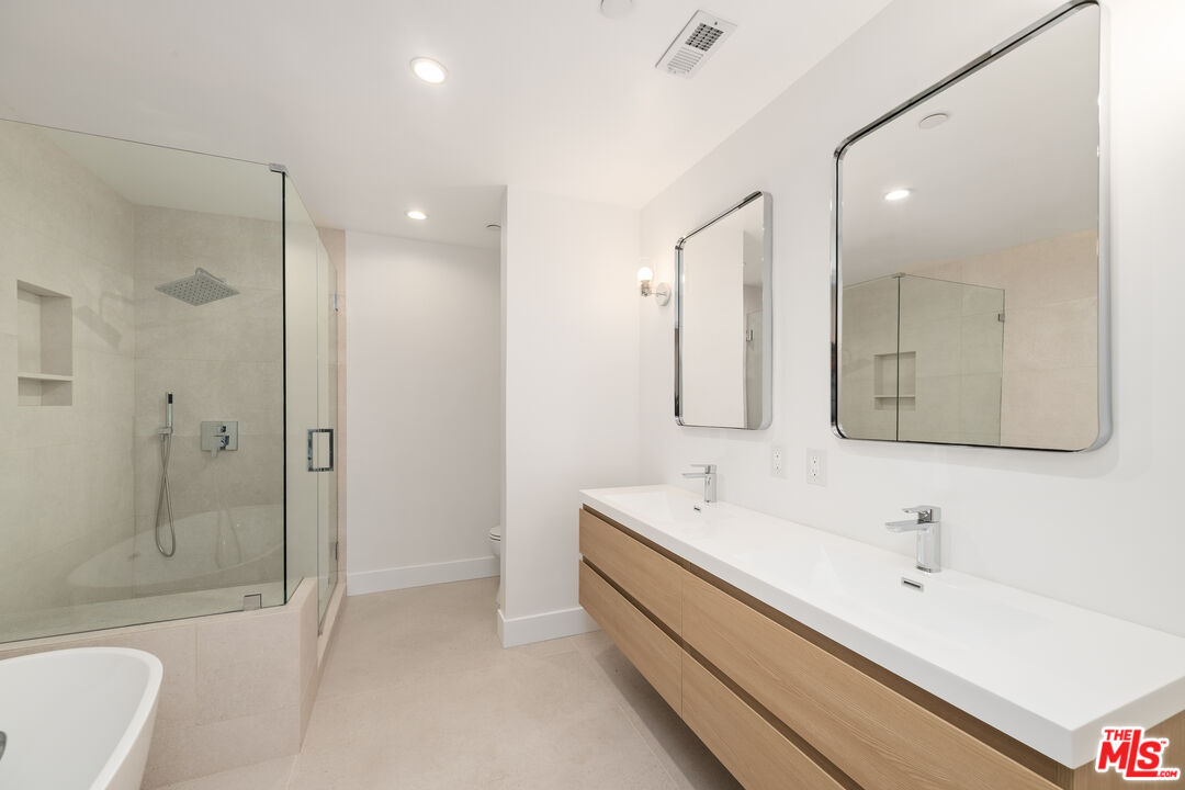200 N Swall Dr Unit: 9
