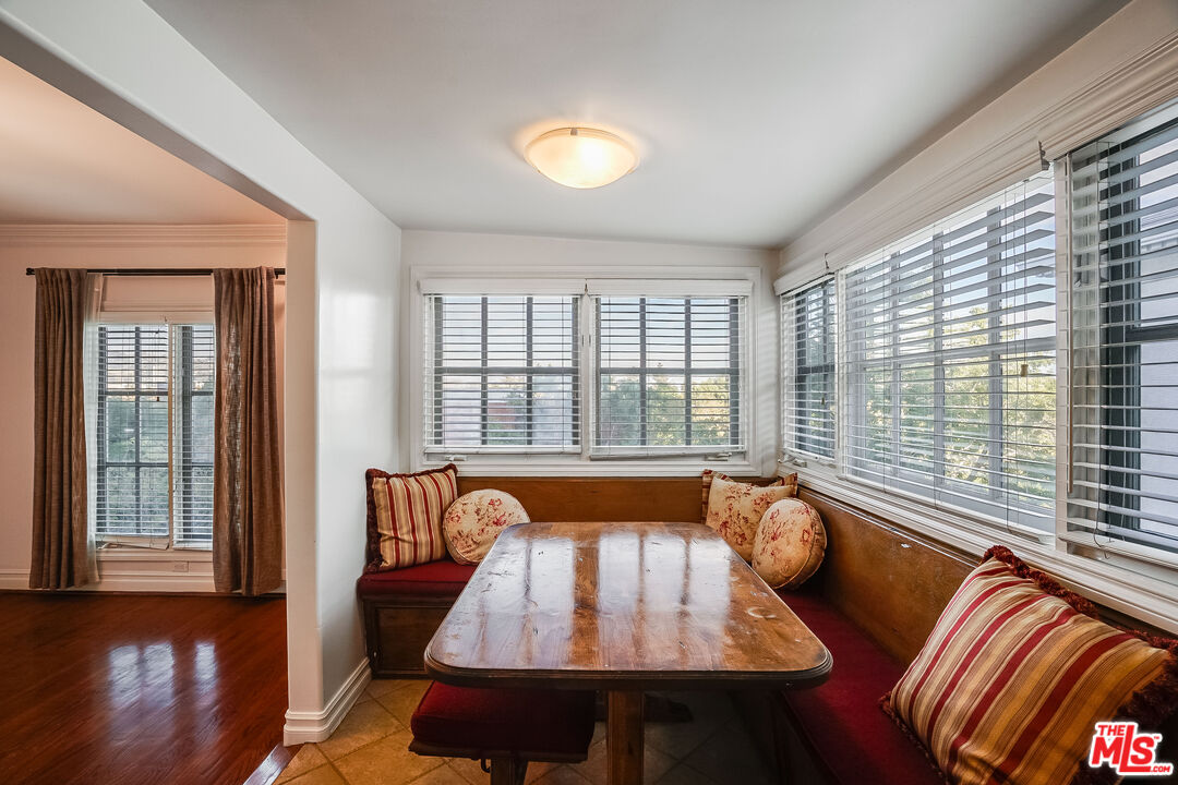 429 Shirley Pl Unit: B