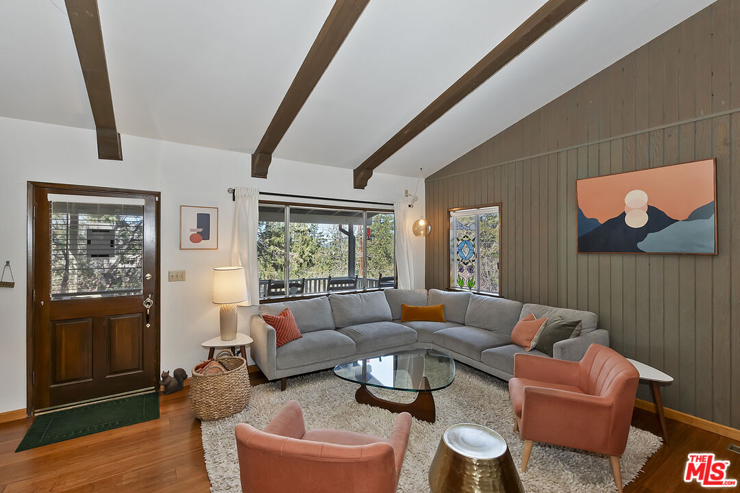 779 Villa Grove Ave