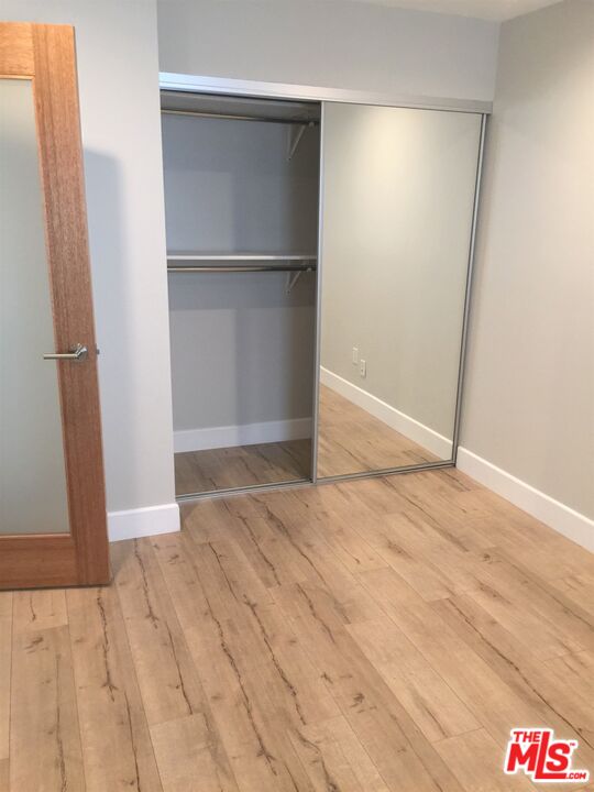 1121 N Sweetzer Ave Unit: 5