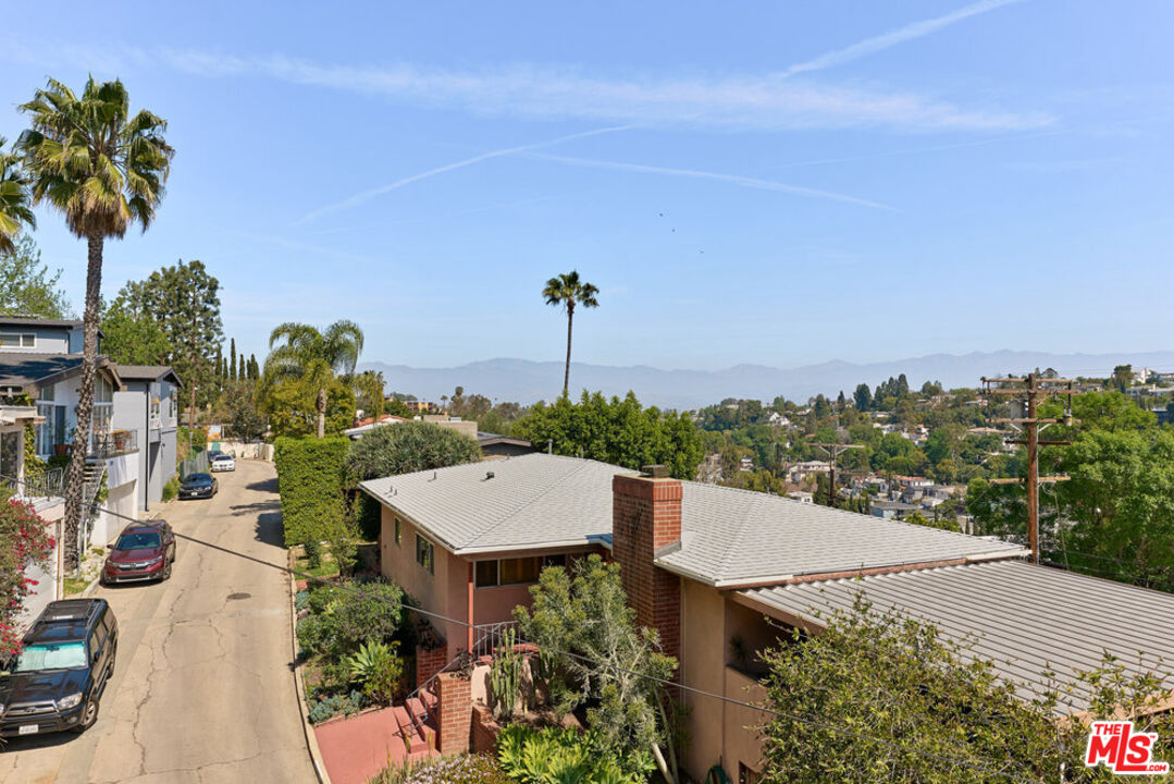 2251 Lyric Ave