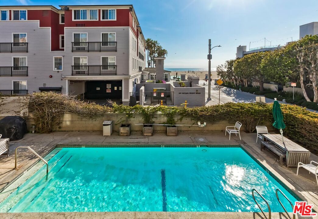 22 Navy St Unit: 206