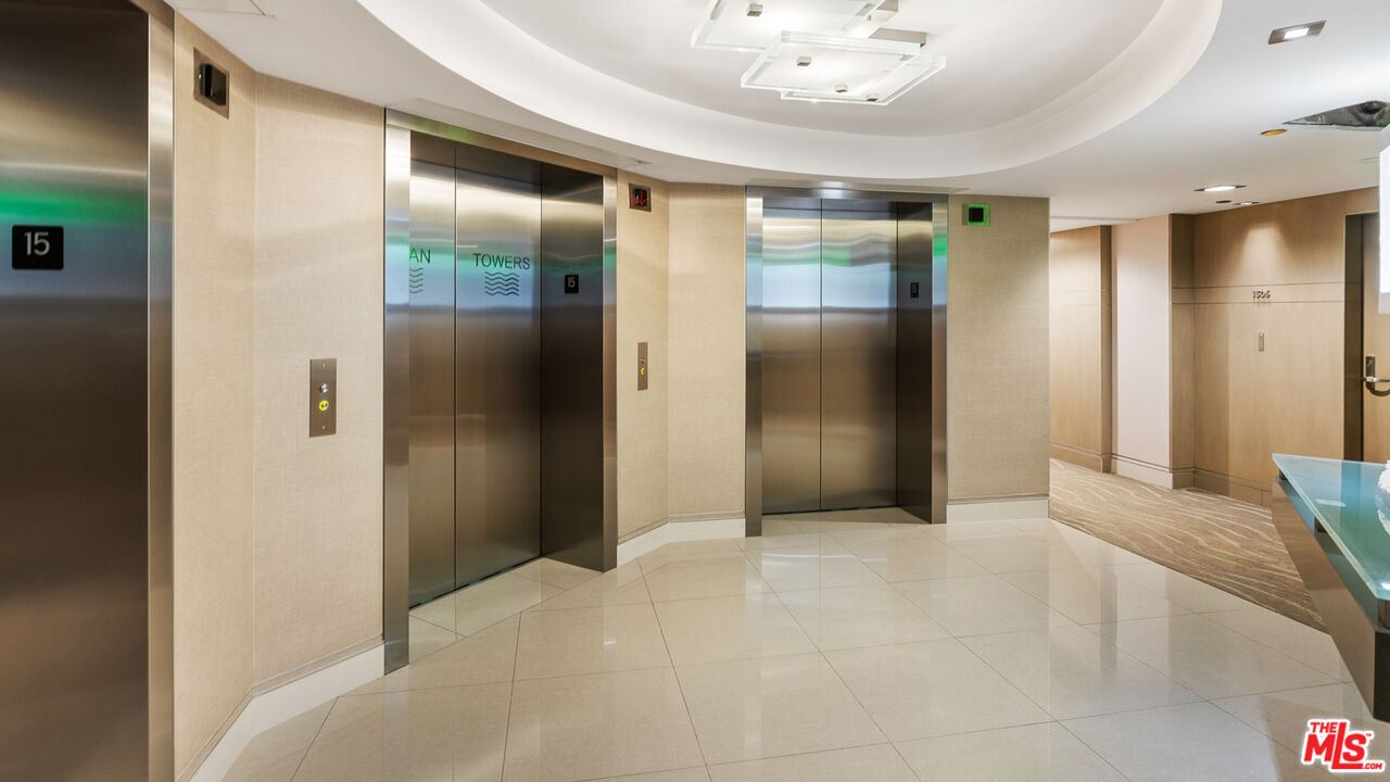 201 OCEAN AVE Unit: 808P