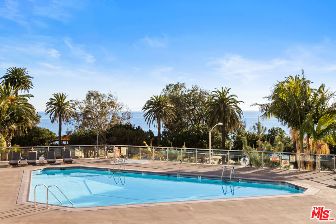 201 OCEAN AVE Unit: 808P