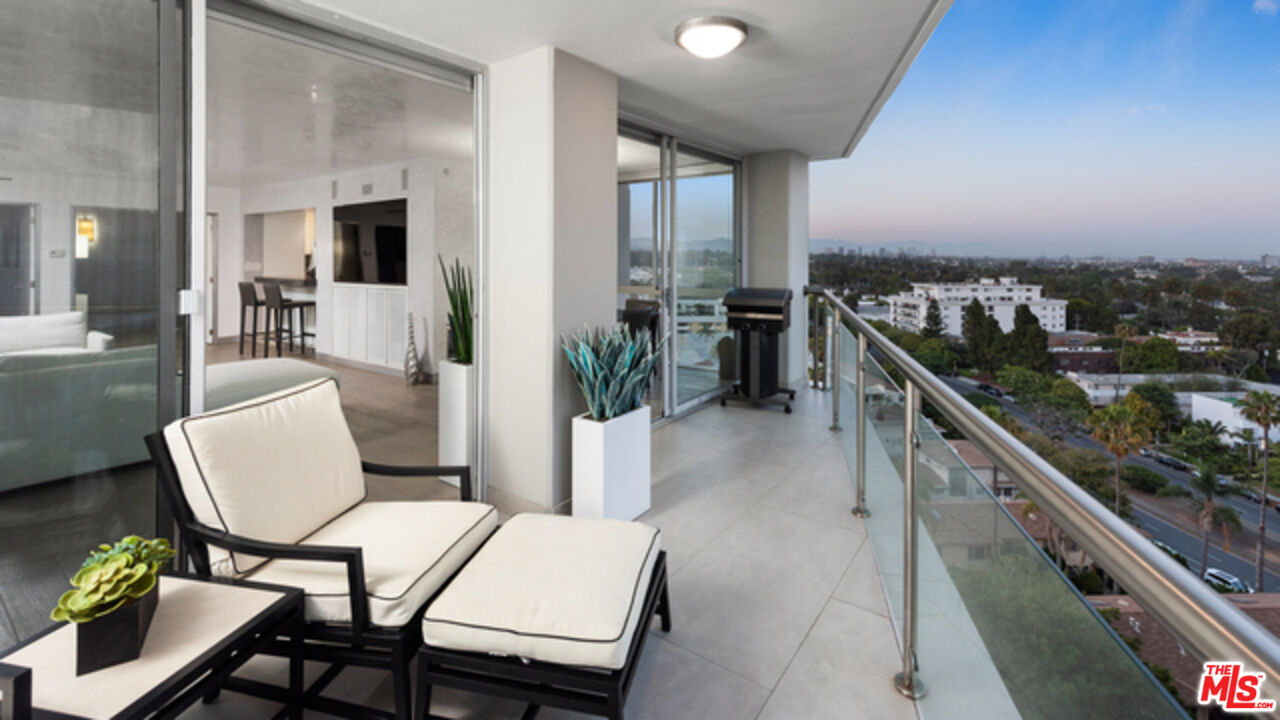 201 Ocean Ave Unit: 1604P
