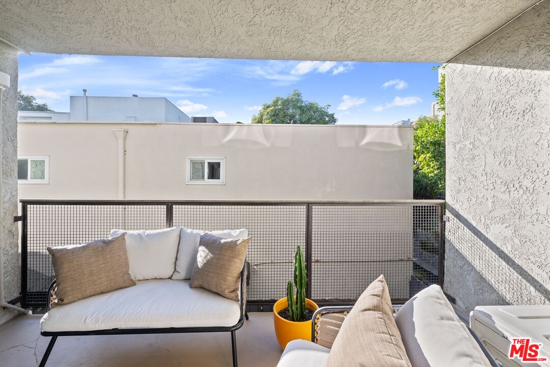 9005 Cynthia St Unit: 217