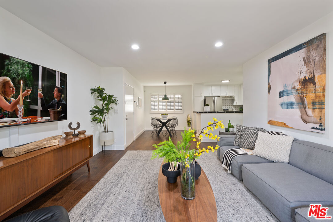 9005 Cynthia St Unit: 217