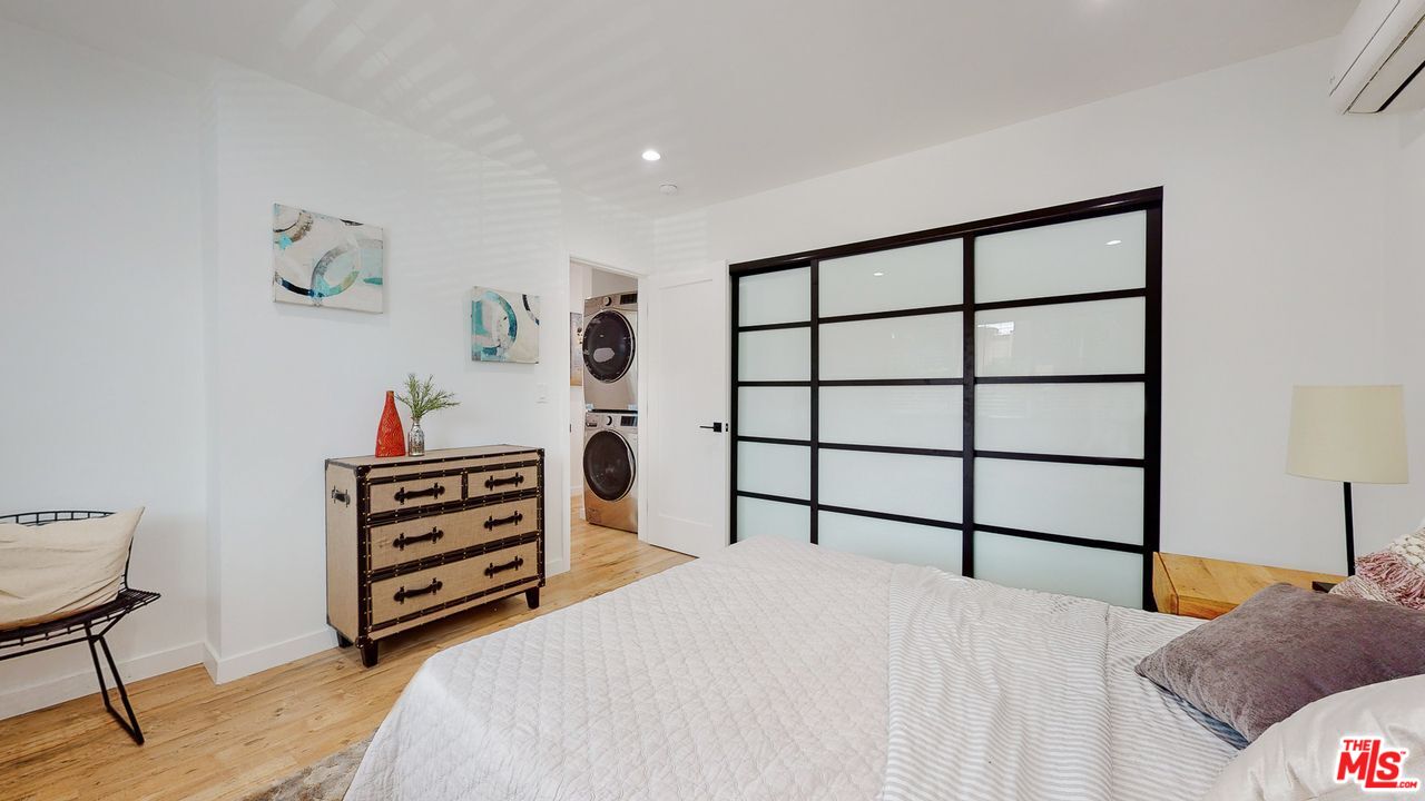 1435 N Fairfax Ave Unit: 1