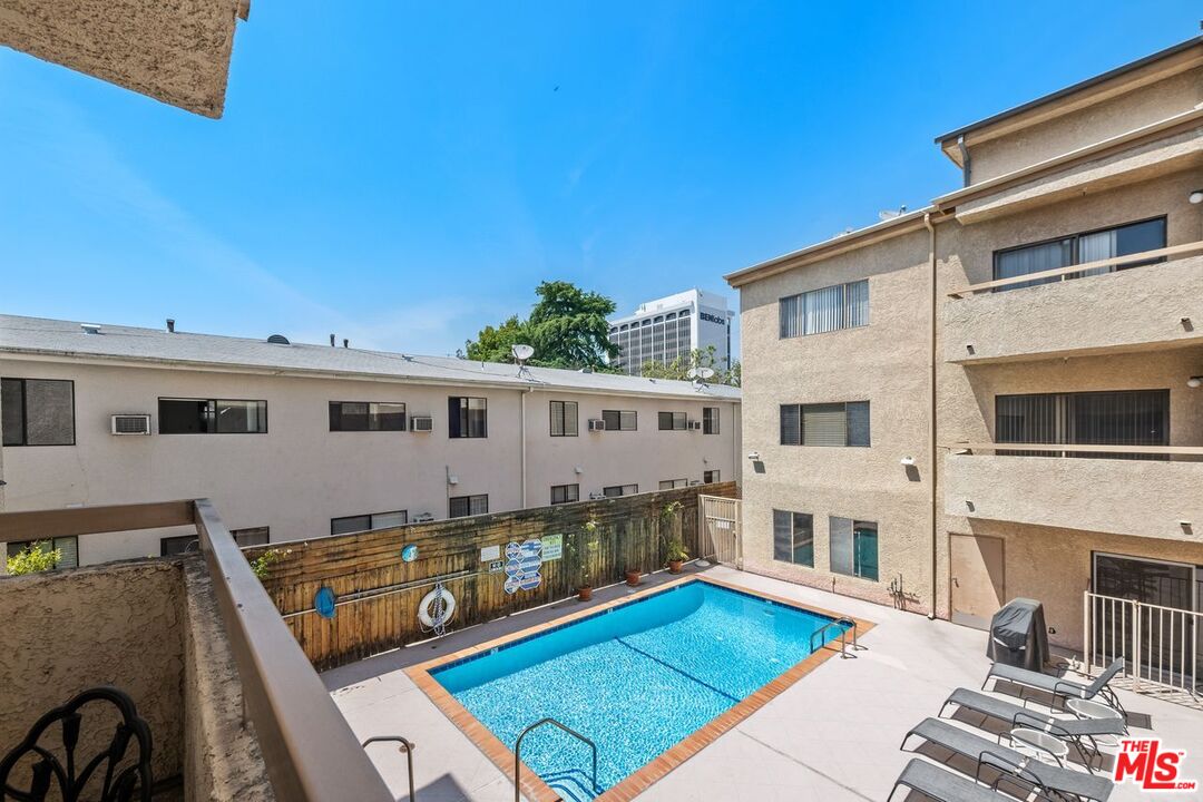 14630 Dickens St Unit: 210