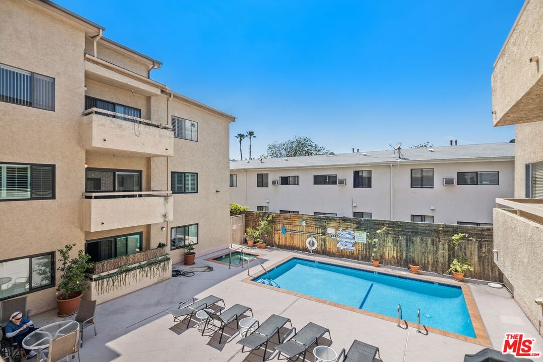 14630 Dickens St Unit: 210