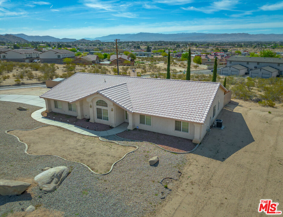 16185 Viho Rd