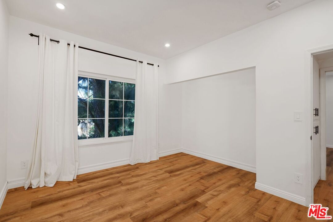 10945 Hortense St Unit: 202