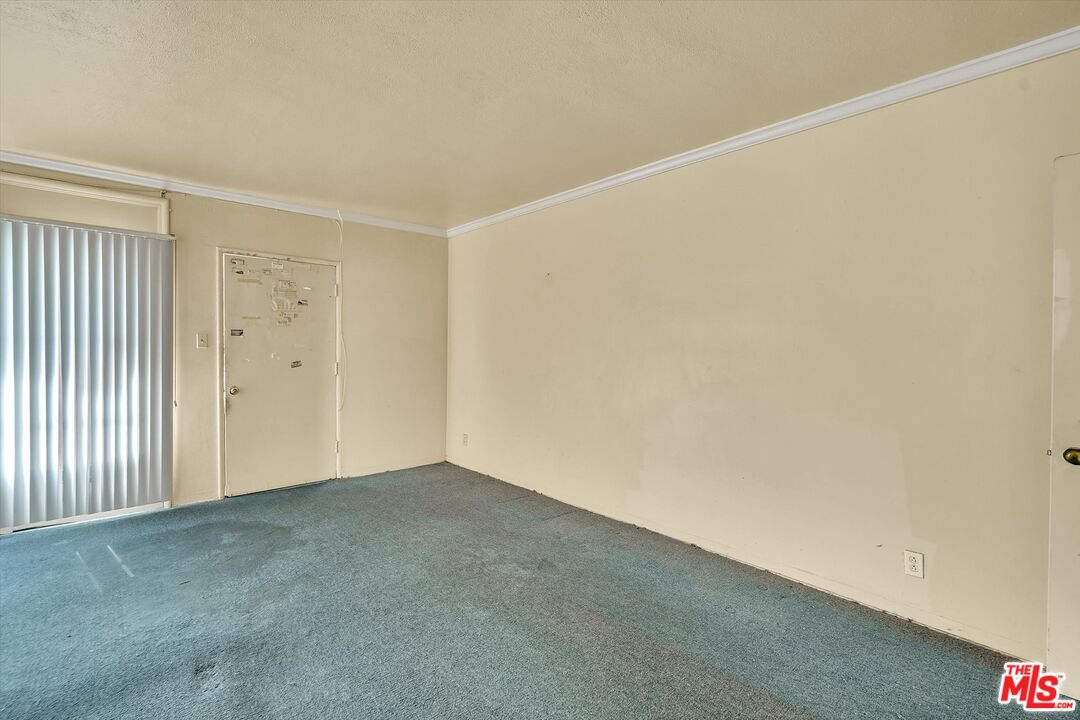 132 S Edgemont St