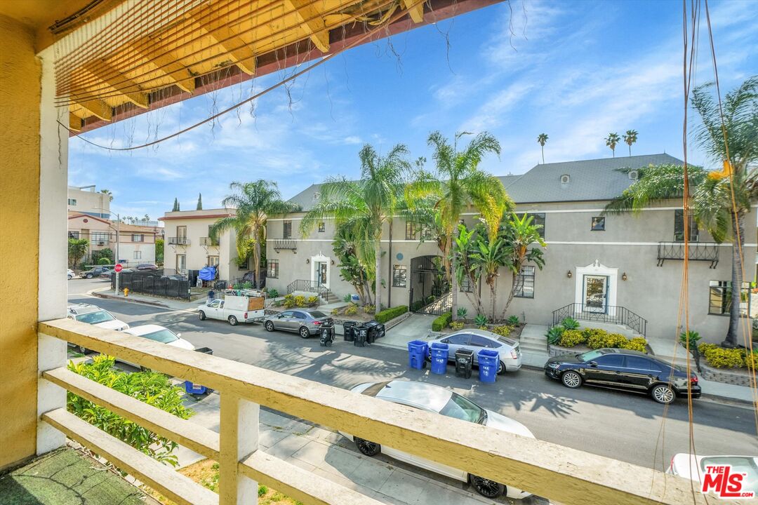 132 S Edgemont St