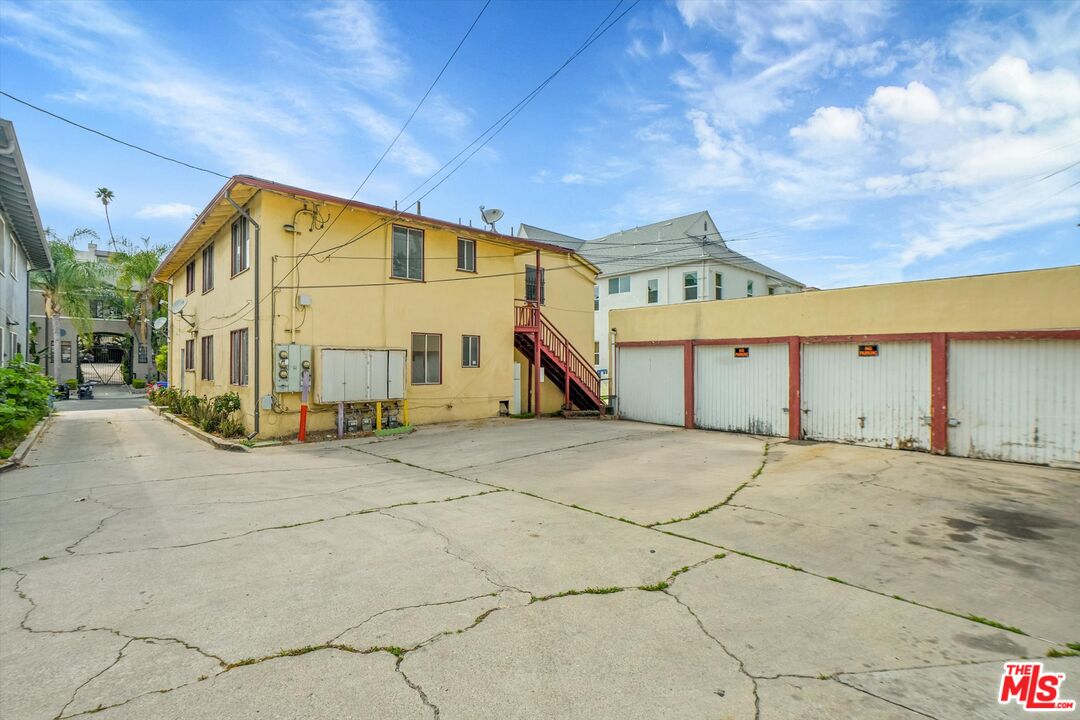 132 S Edgemont St