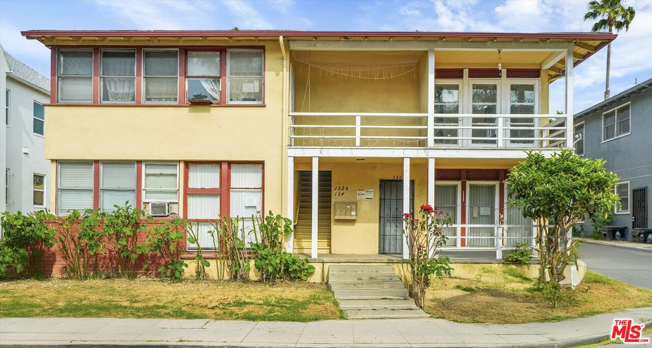 132 S Edgemont St