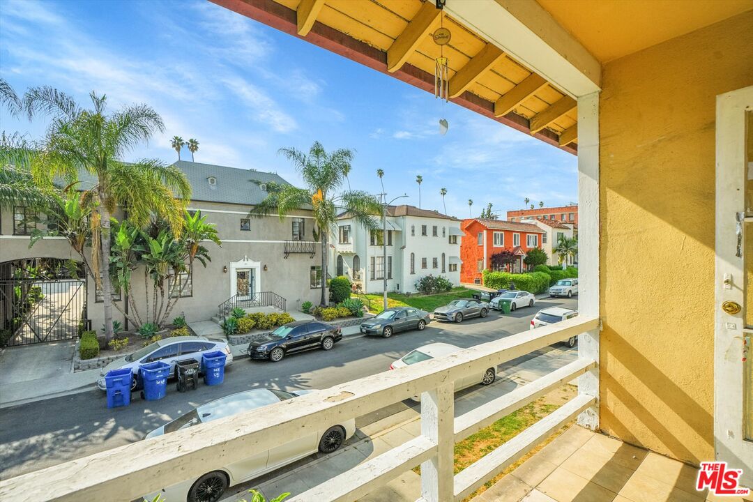 132 S Edgemont St