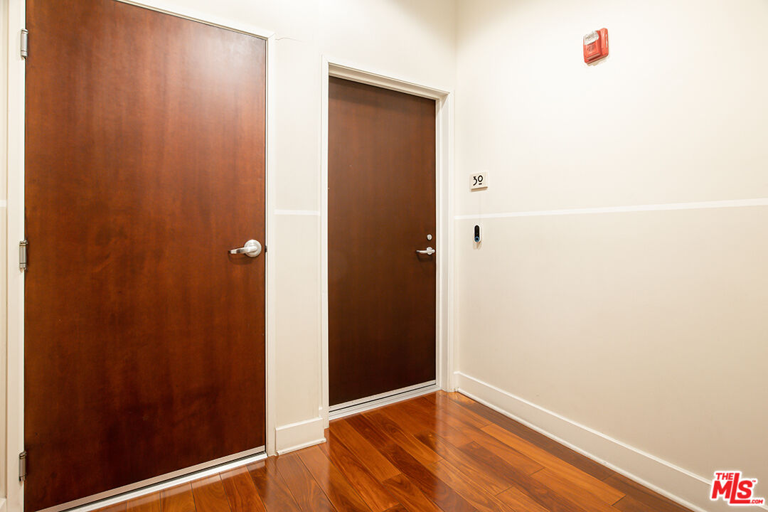 8788 Shoreham Dr Unit: 30