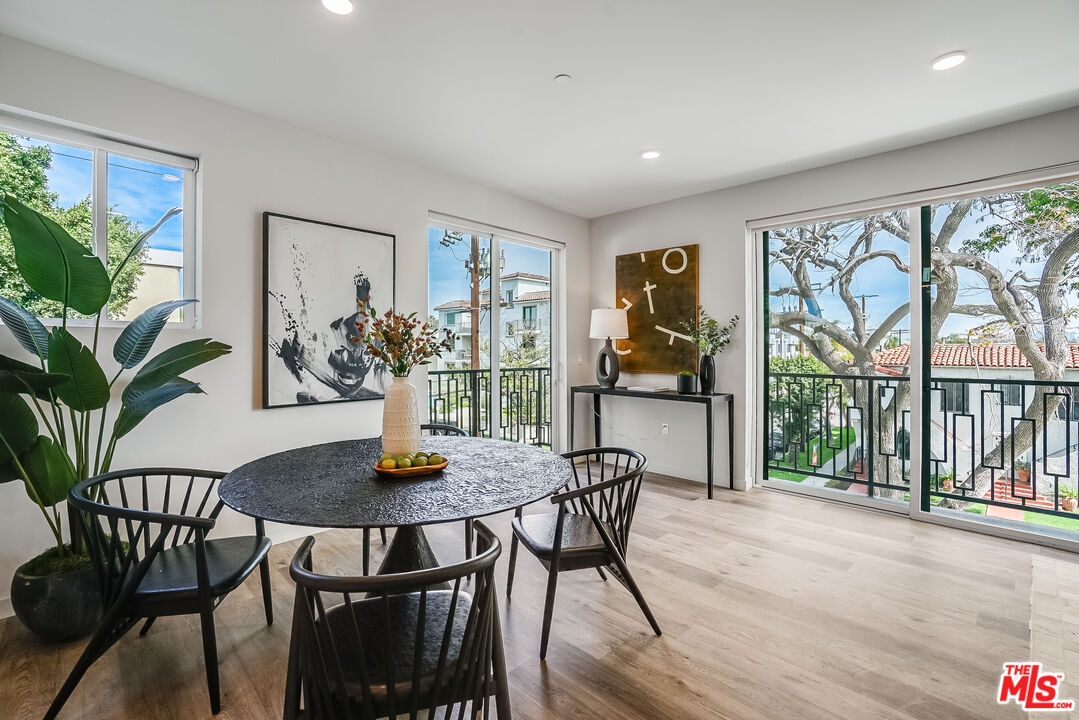 1101 S Bedford St Unit: 401