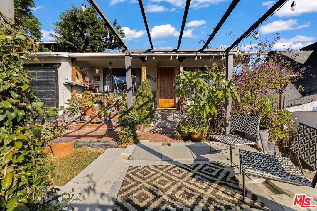4553 Zane St