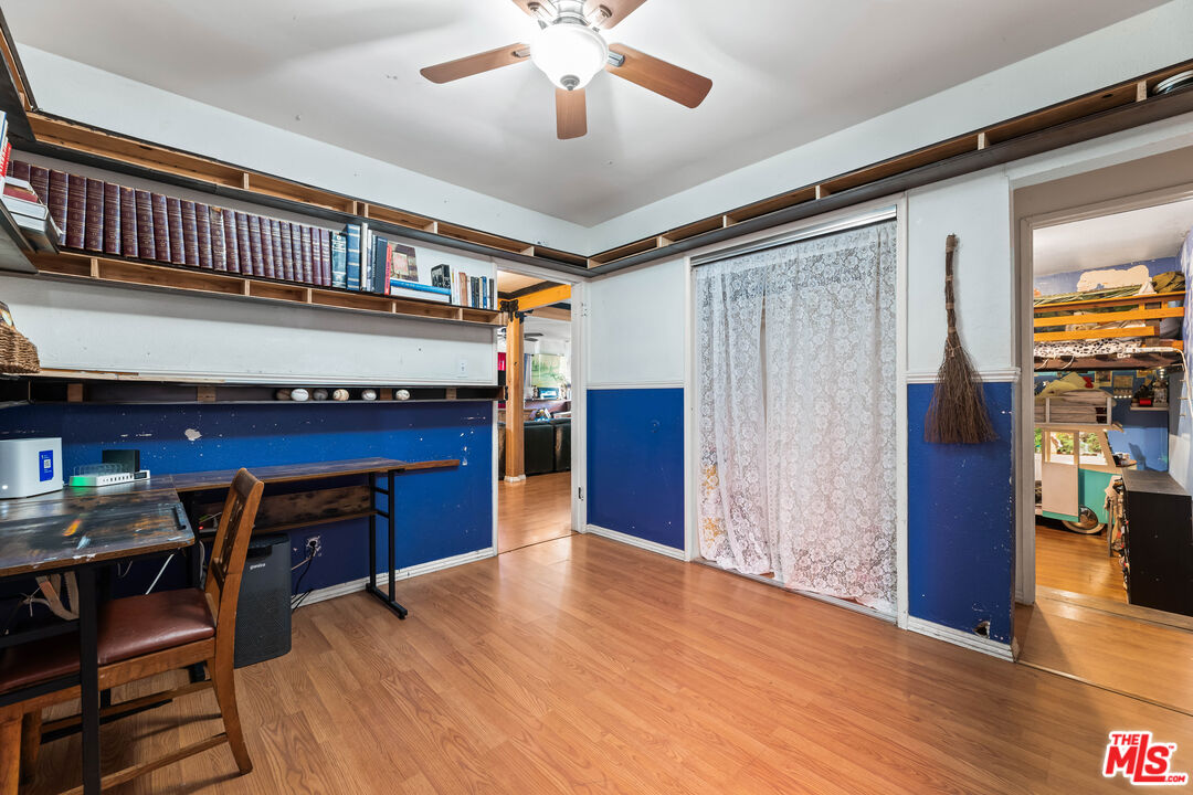 4553 Zane St