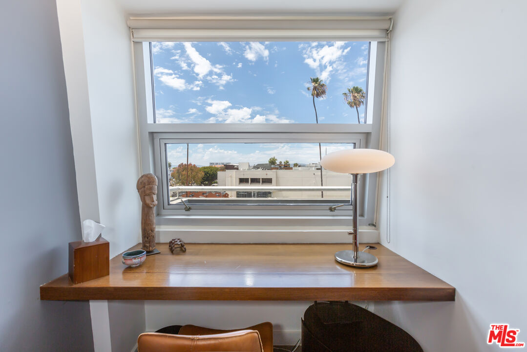 615 Hampton Dr Unit: A304