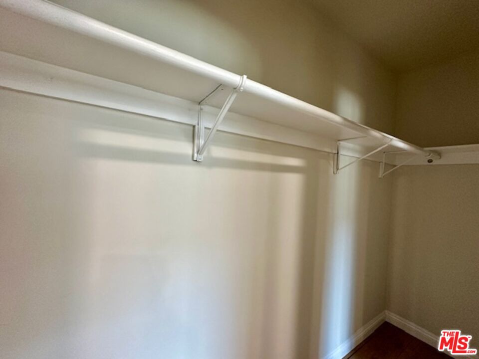 1114 S Sherbourne Dr Unit: 4